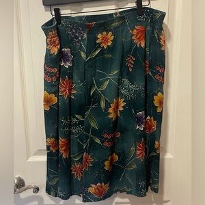 Alfred Dunner Floral Skirt Size 14